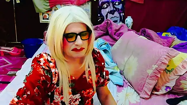 Snapshot of horni4luv chatting on 01/06/26, 11:07 horni4luv online show from 01/06/26, 11:07