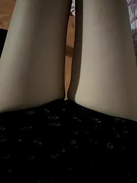 Hana yukii online show from 11/11/25, 07:47