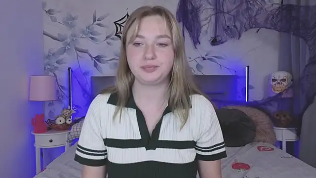 Ailissa  fox online show from 10/24/25, 01:07