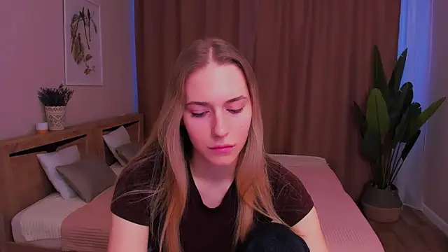 sassy cutie online show from 02/13/26, 01:40