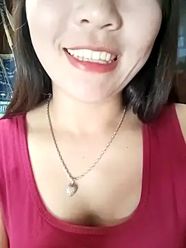 -Lanaa- online show from 11/28/25, 06:16