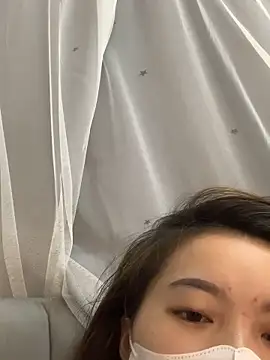 helo-kitty online show from 10/23/25, 07:34