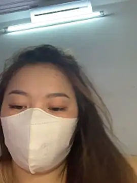 helo-kitty online show from 12/17/25, 07:58