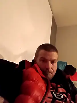 DadDDick925 online show from 10/30/25, 07:21