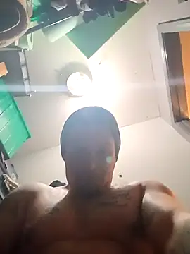 DadDDick925 online show from 12/14/25, 08:09