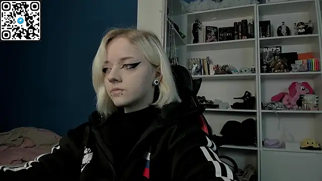 Holy Mistress S online show from 01/07/26, 09:34