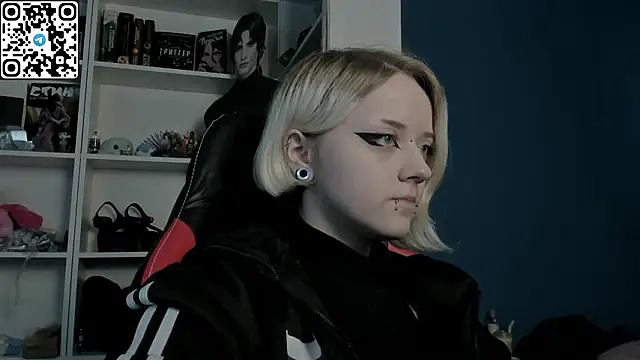 Holy Mistress S online show from 02/13/26, 09:49