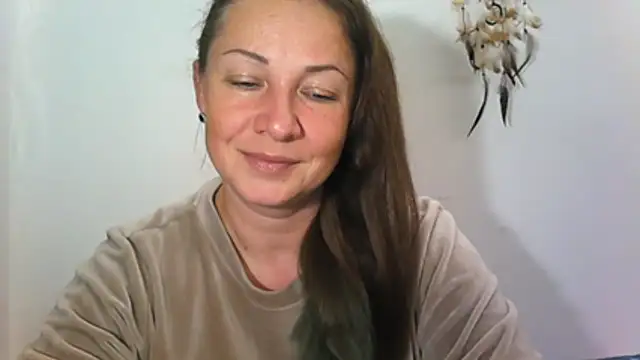 LucyTop online show from 11/06/25, 09:15