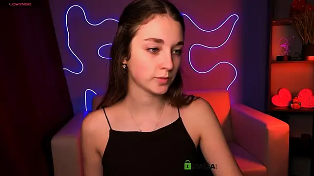 Snapshot of alisabliss chatting on 12/19/25, 08:05 alisabliss online show from 12/19/25, 08:05