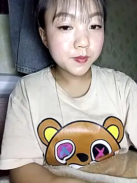 Quynhsumon online show from 02/23/26, 03:20