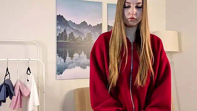 NicolaAyyad online show from 10/23/25, 05:07