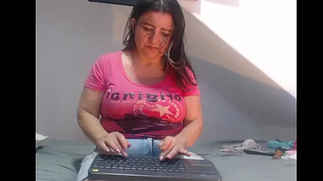 Debora Cienfuegos25 online show from 02/22/26, 02:02