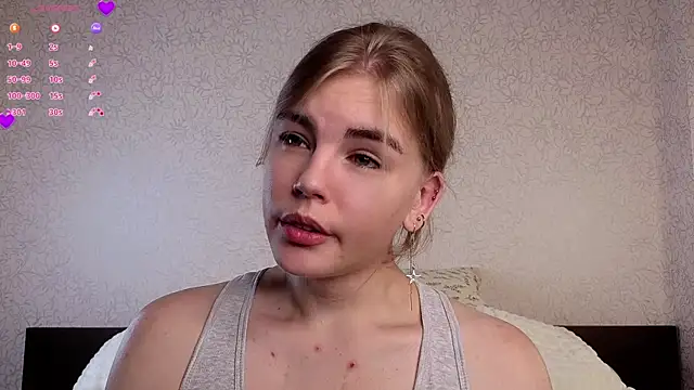 Snapshot of MelodyBaur chatting on 07/22/26, 12:30 MelodyBaur online show from 07/22/26, 12:30