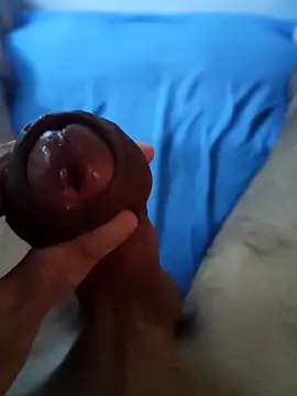 Snapshot of frajola-rs chatting on 10/21/25, 05:24 frajola-rs online show from 10/21/25, 05:24