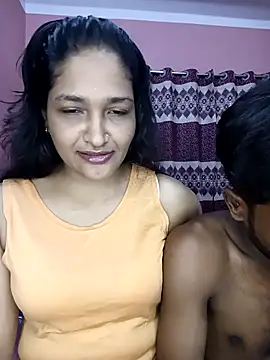 CoupleShow 432 online show from 04/23/26, 03:58