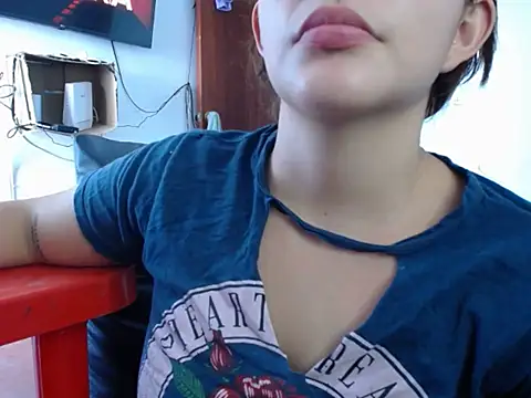 samgirl hot online show from 11/05/25, 03:56