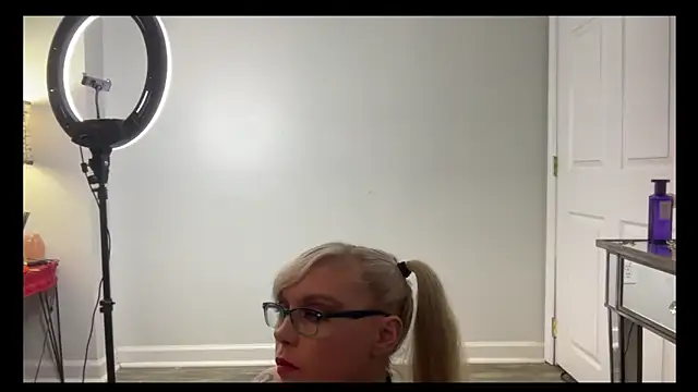 daddysprincess731 online show from 11/06/25, 03:29