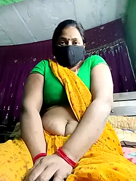 Snapshot of QRESABABY chatting on 01/08/26, 11:23 QRESABABY online show from 01/08/26, 11:23