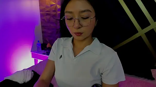 sydney miller  online show from 04/18/26, 11:16