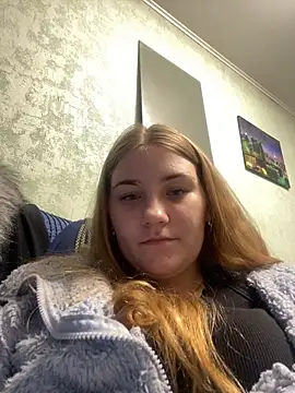 Emily Sweety   online show from 10/22/25, 09:20