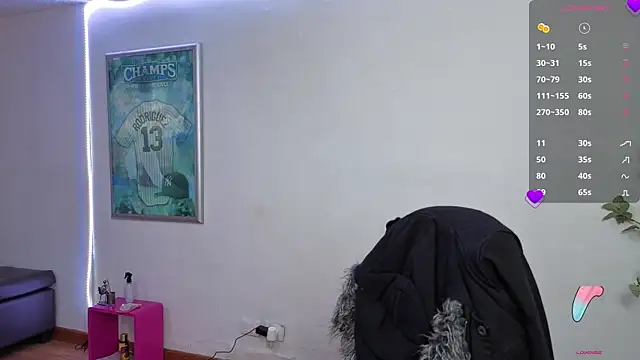 chloehanna online show from 06/15/26, 01:46