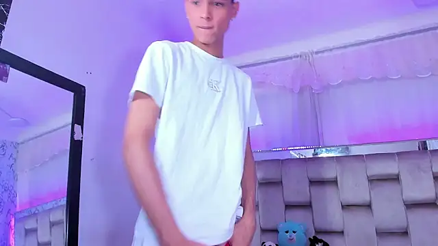 boyswantingplay online show from 11/25/25, 09:42