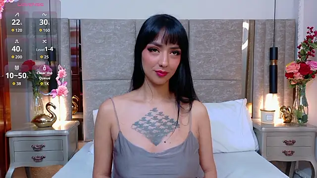 Penelope-Cross online show from 02/11/26, 02:44