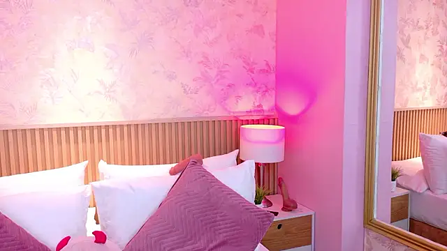 AdelineJhones online show from 02/02/26, 03:33