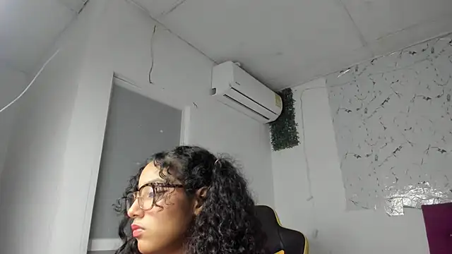 emily stars1 online show from 02/03/26, 02:53