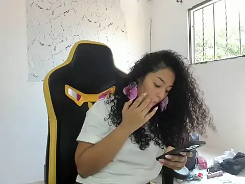 emily stars1 online show from 02/09/26, 07:18