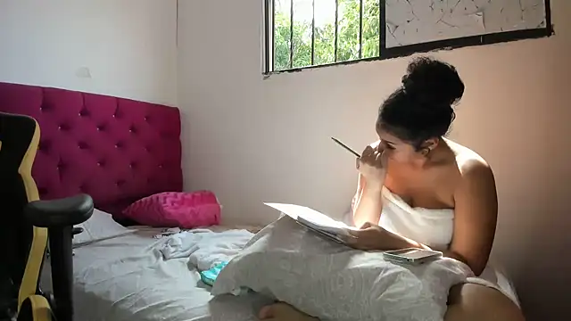 emily stars1 online show from 03/18/26, 07:50