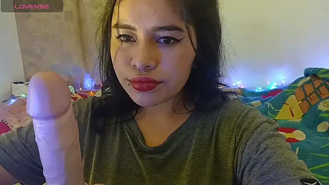 Magic Alicee  online show from 11/08/25, 03:29