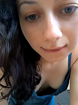 Meiii27 online show from 11/28/25, 03:47