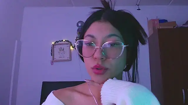 LissyM online show from 11/28/25, 09:28