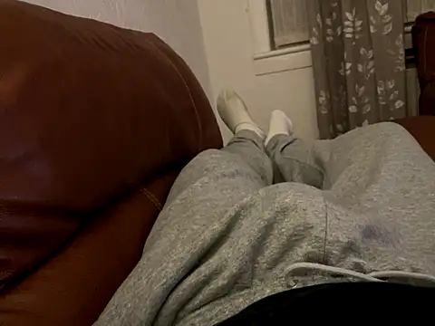 irnbru77 online show from 11/11/25, 09:15