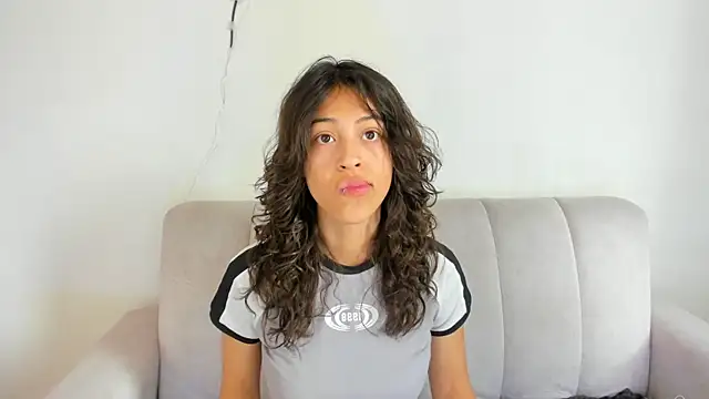 emily jonessxx online show from 01/11/26, 04:45