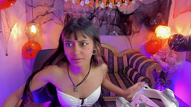 Noa clk online show from 11/02/25, 05:21