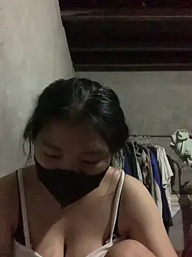 Snapshot of kimyonon chatting on 10/26/25, 01:55 kimyonon online show from 10/26/25, 01:55