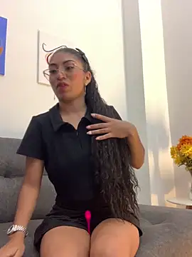joryinateen online show from 10/24/25, 02:46