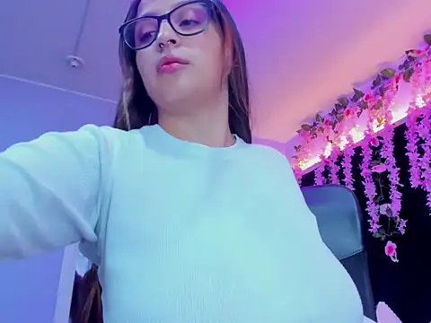 Snapshot of Gabyy_Cooper_ chatting on 07/02/26, 02:33 Gabyy Cooper online show from 07/02/26, 02:33