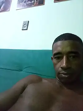Snapshot of juniordotado87 chatting on 01/11/26, 01:43 juniordotado87 online show from 01/11/26, 01:43
