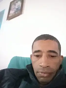 Snapshot of juniordotado87 chatting on 05/23/26, 11:36 juniordotado87 online show from 05/23/26, 11:36