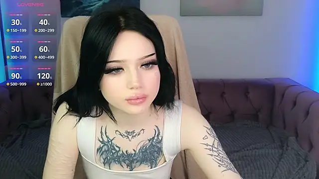 Emma Kirks online show from 01/11/26, 03:39