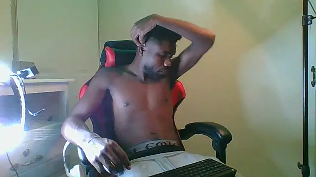 Snapshot of Suamyst_25 chatting on 05/30/26, 03:58 Suamyst 25 online show from 05/30/26, 03:58
