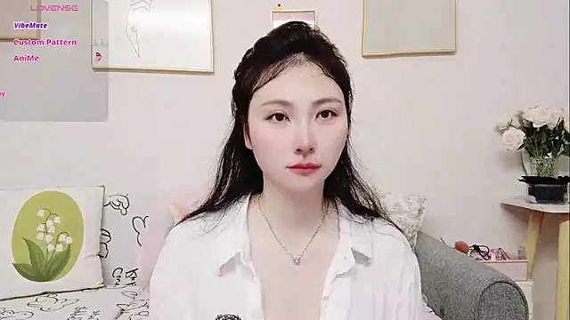 Snapshot of yuyan3929 chatting on 04/11/26, 12:48 yuyan3929 online show from 04/11/26, 12:48