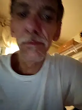 qqwcjb online show from 12/04/25, 06:23