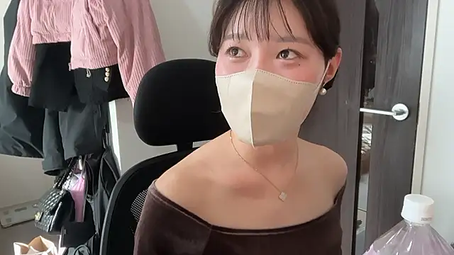 Snapshot of karenchaaan chatting on 03/01/26, 05:31 karenchaaan online show from 03/01/26, 05:31