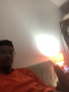 Snapshot of Albert_Madrid chatting on 12/05/25, 05:38 Albert Madrid online show from 12/05/25, 05:38