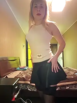 SelinaLovqx online show from 02/10/26, 02:43