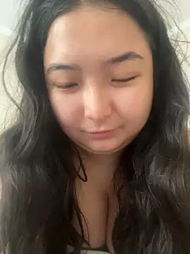 Snapshot of miomyao chatting on 05/06/26, 04:41 miomyao online show from 05/06/26, 04:41
